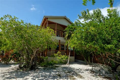 cottage in caye caulker
